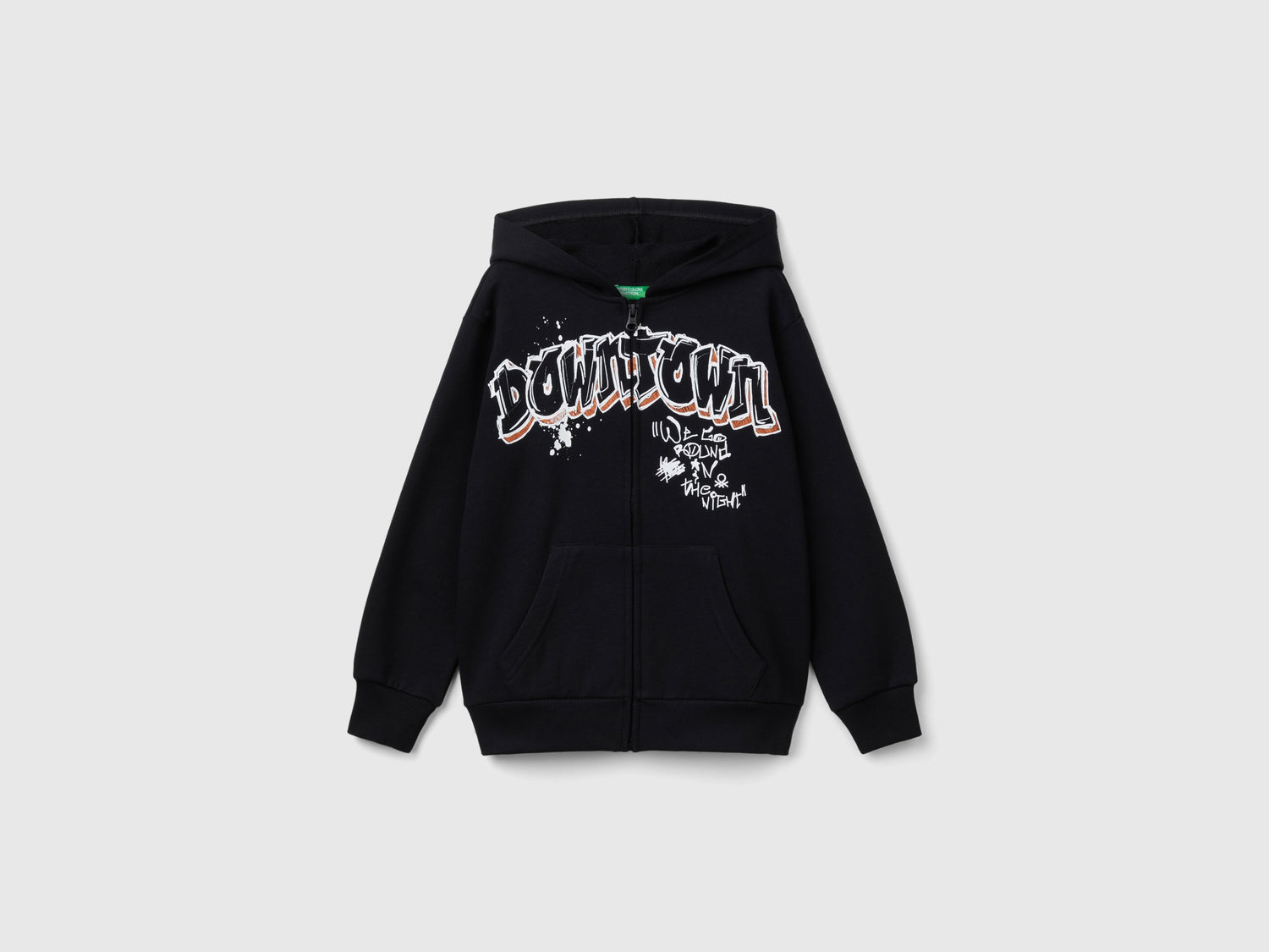 Felpa con zip e stampa da bambino nero | Benetton Outlet