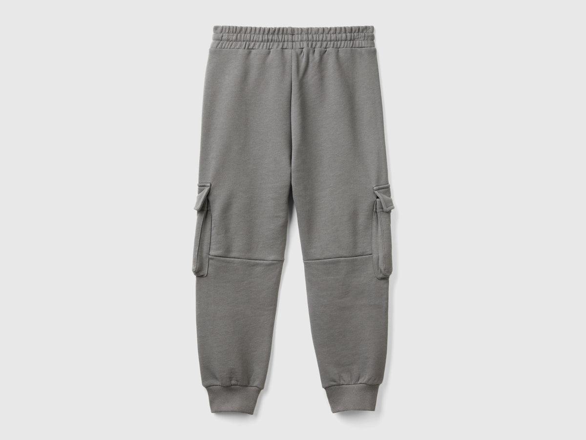 Pantaloni cargo in felpa