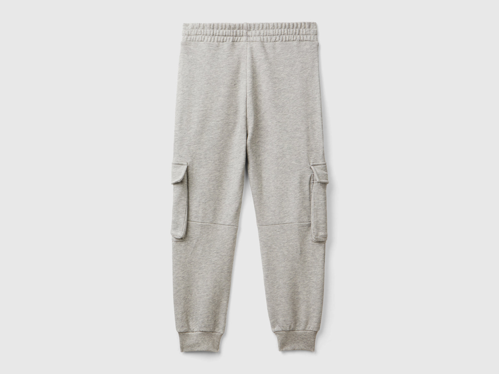 Pantaloni cargo in felpa da bambino grigio chiaro 2 | Benetton Outlet