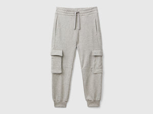 Pantaloni cargo in felpa