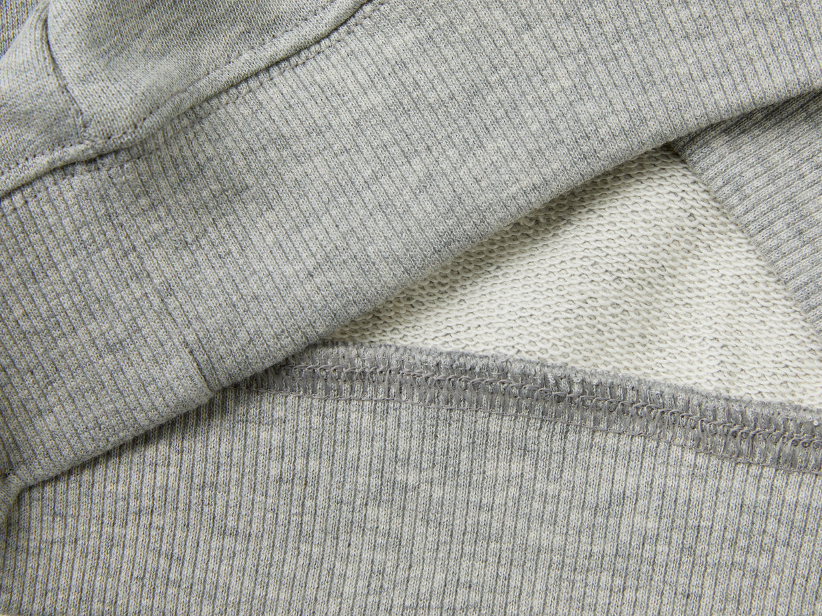 Felpa con zip e stampa