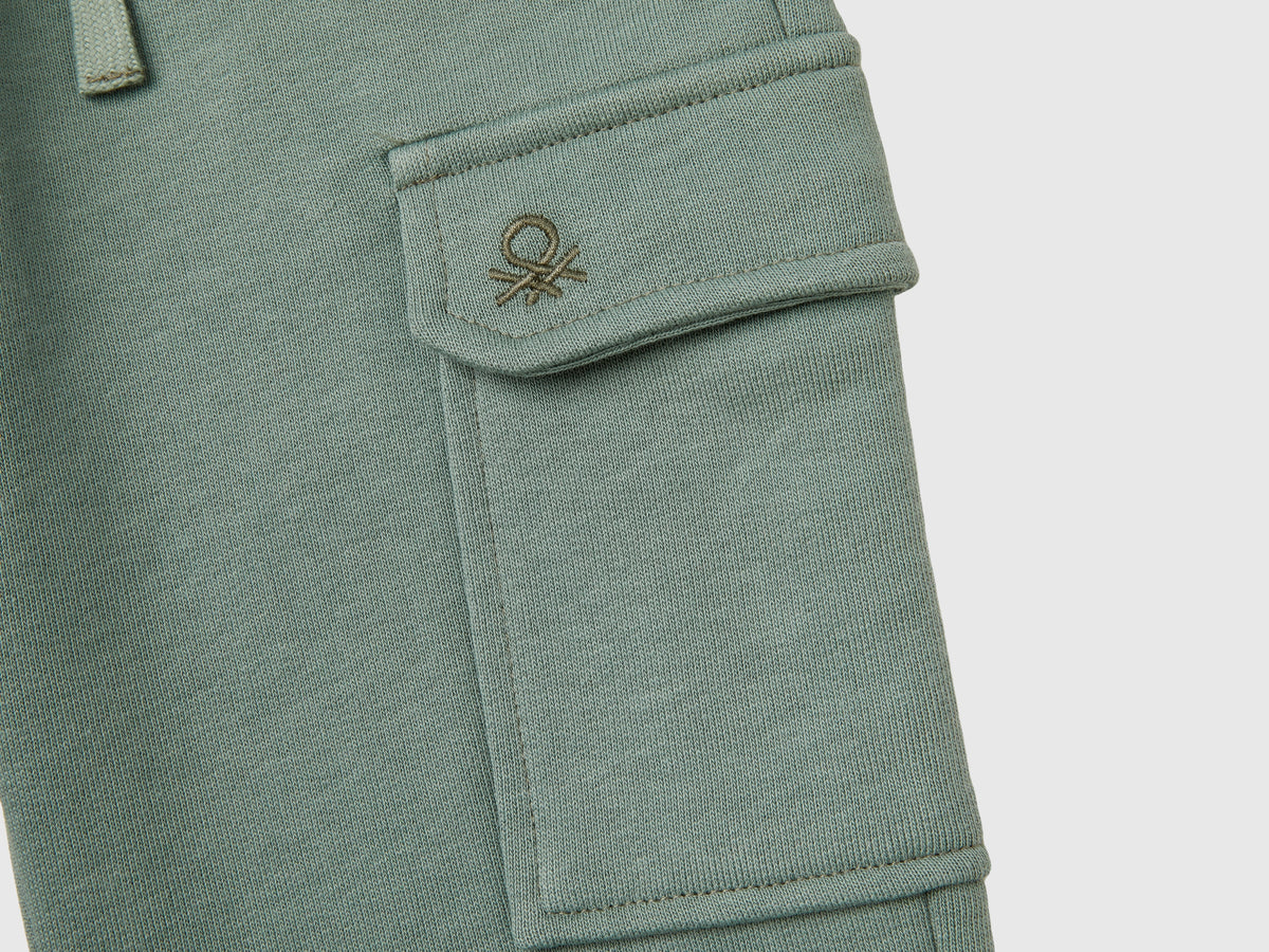 Pantaloni cargo in felpa