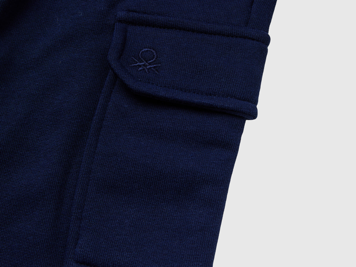 Pantaloni cargo in felpa