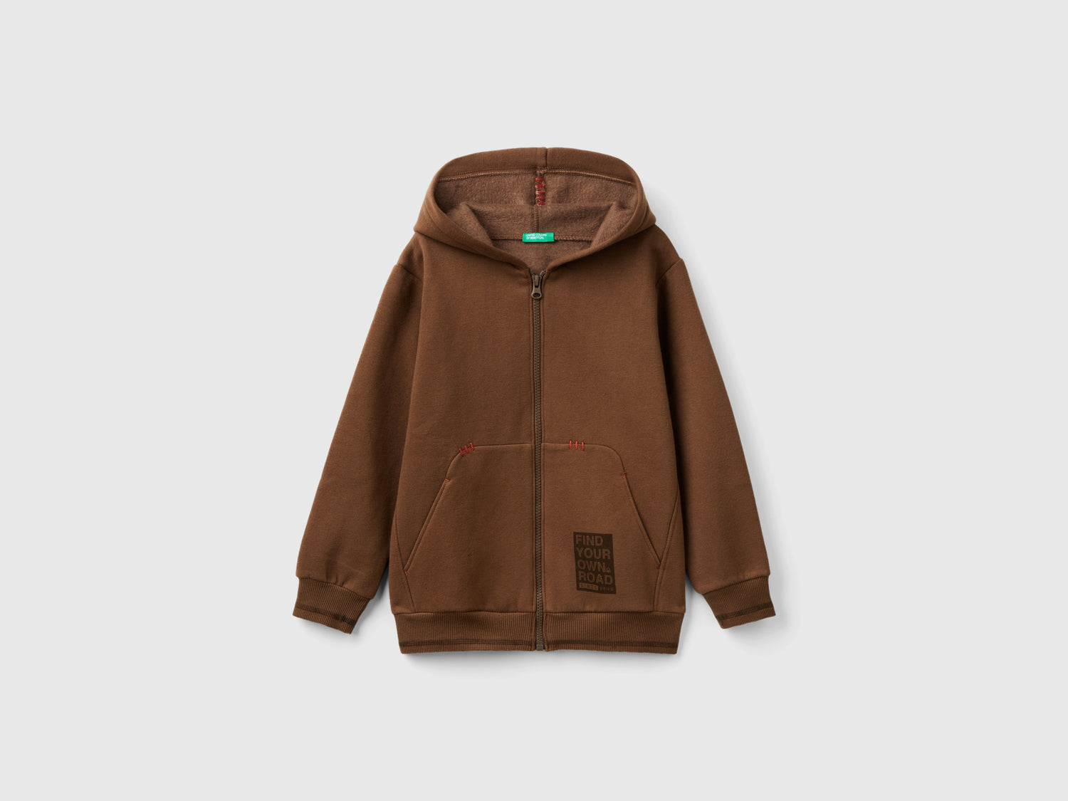 Calda felpa con cappuccio e stampa da bambino marrone | Benetton Outlet