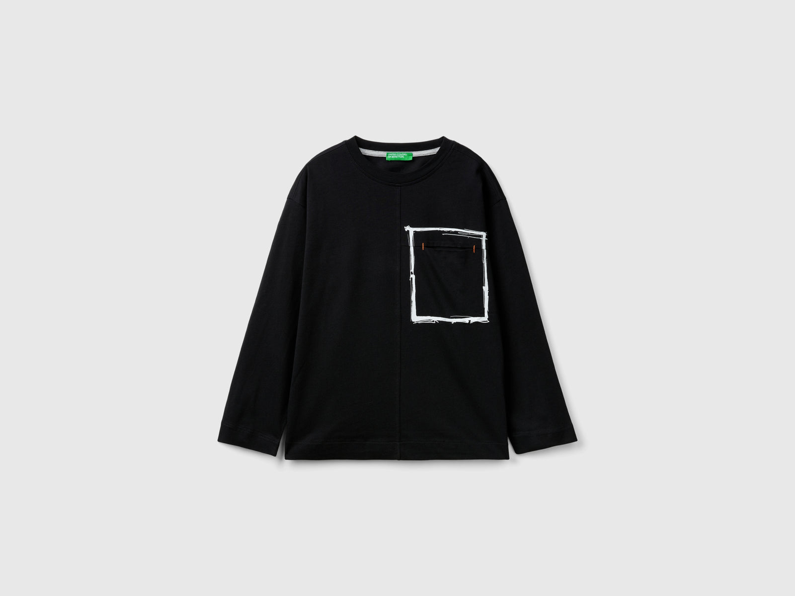 T-shirt con taschino in cotone bio da bambino nero | Benetton Outlet