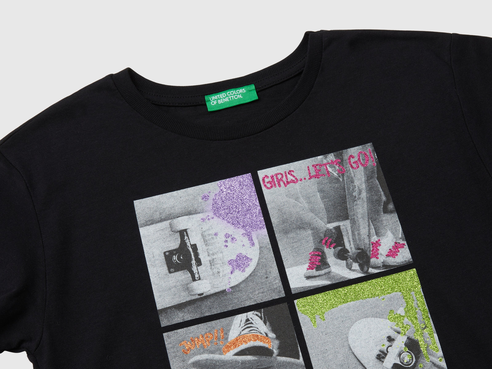 T-shirt con stampa fotografica e glitter da bambina nero 3 | Benetton Outlet