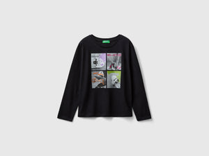 T-shirt con stampa fotografica e glitter