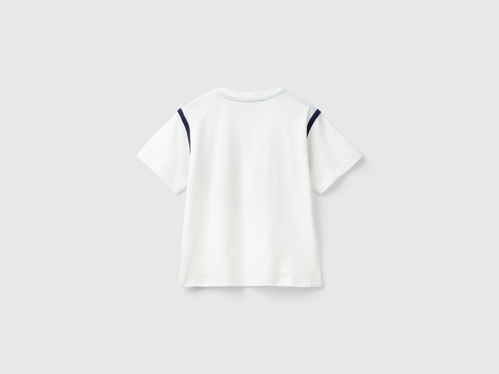 T-shirt con stampa graffiti in cotone bio da bimbo bianco 2 | Benetton Outlet
