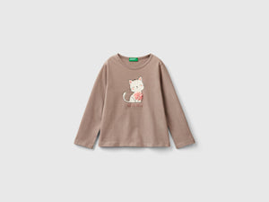 T-shirt con applicazione effetto petali