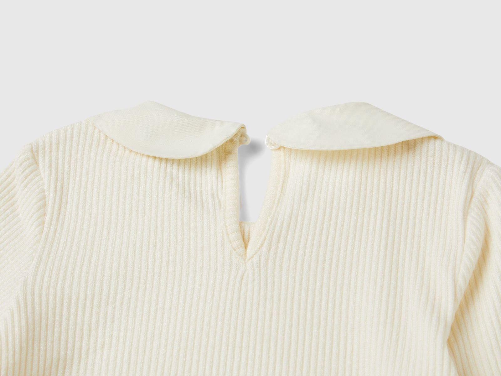 T-shirt con colletto da bimba bianco panna 3 | Benetton Outlet
