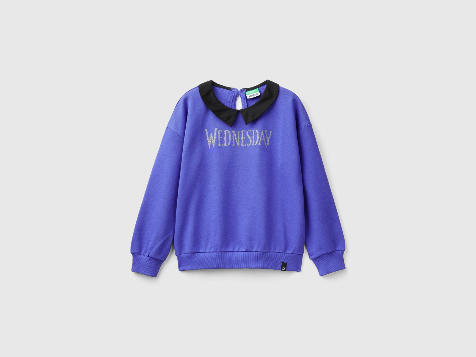Felpa con colletto Mercoledì Addams da bambina viola | Benetton Outlet