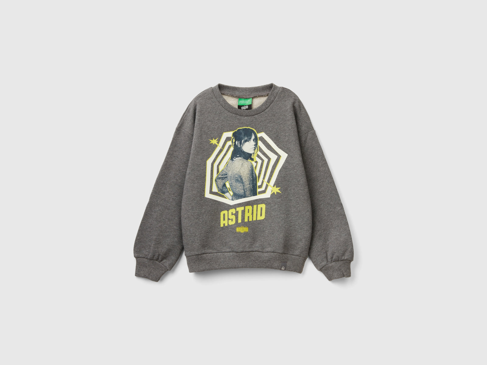 Felpa con stampa fotografica Beetlejuice™ da bambina grigio scuro | Benetton Outlet