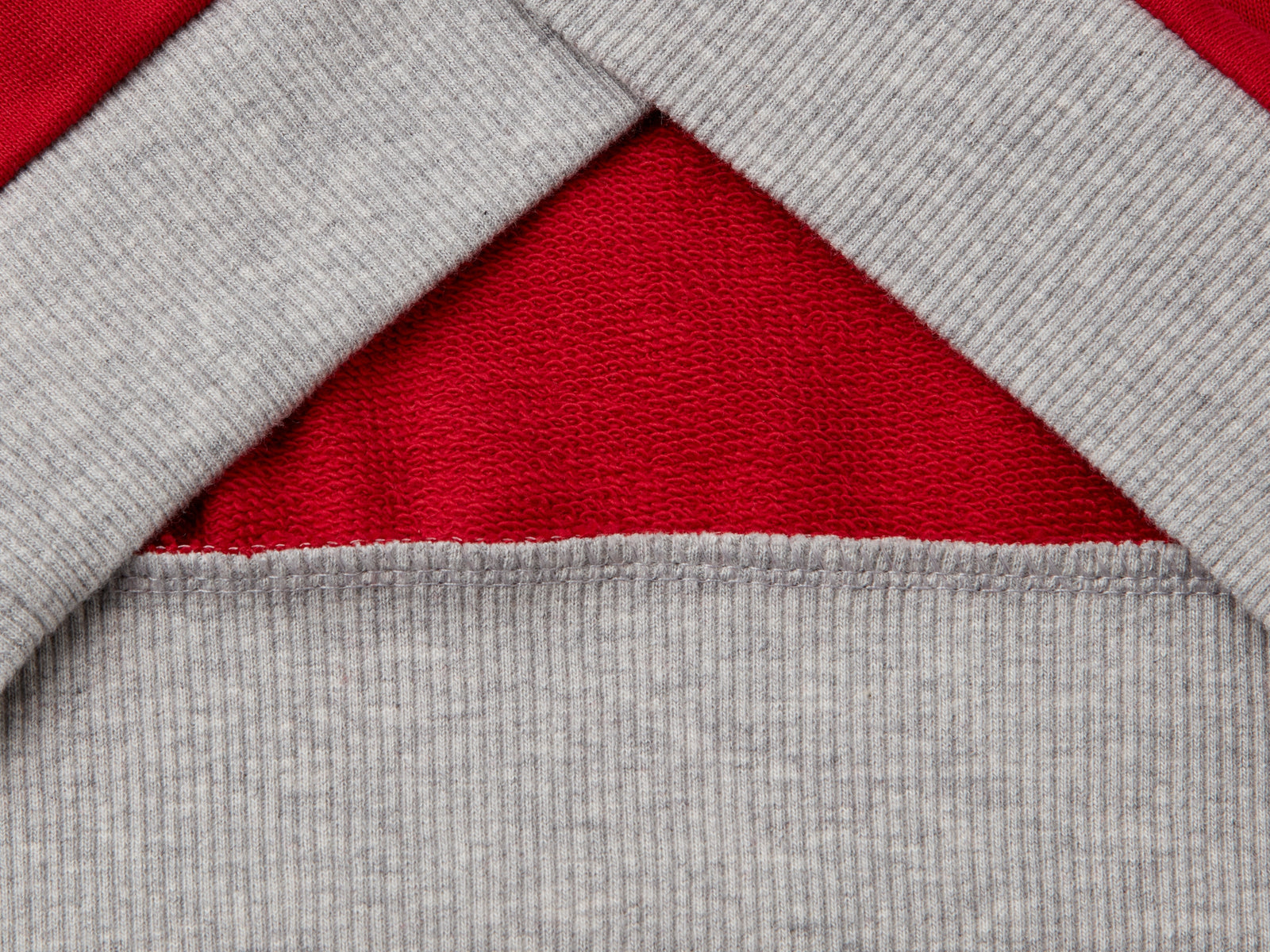 Felpa color block ©Looney Tunes da bambino rosso 3 | Benetton Outlet