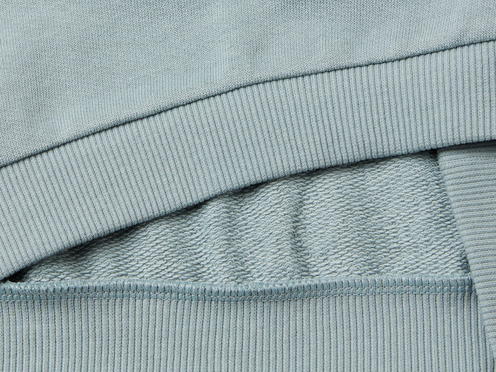 Felpa con applicazione effetto petali da bimba grigio perla 3 | Benetton Outlet