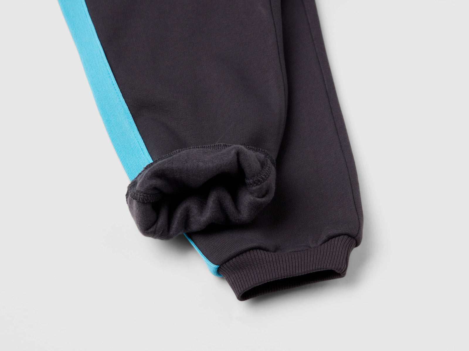 Joggers gamer in misto cotone da bimbo grigio scuro 3 | Benetton Outlet