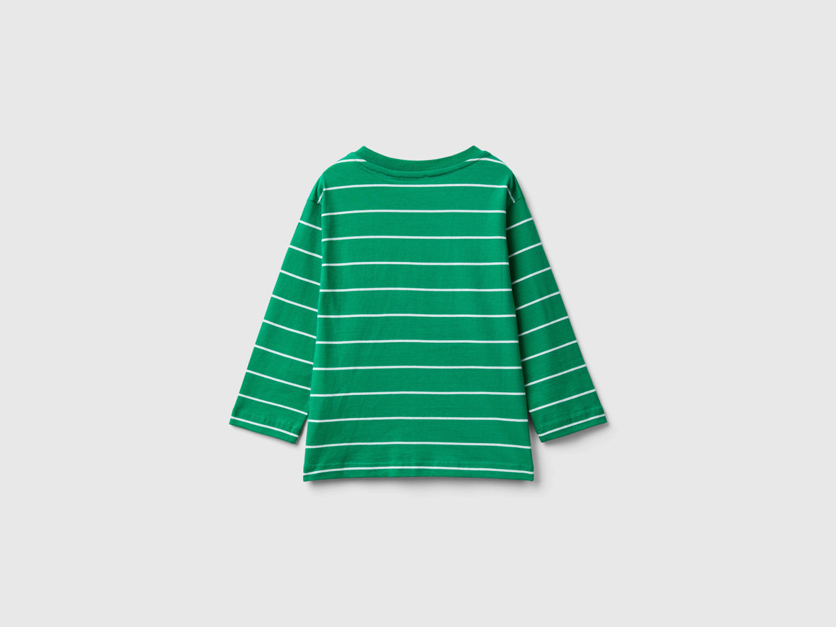 T-shirt a righe con applicazione
