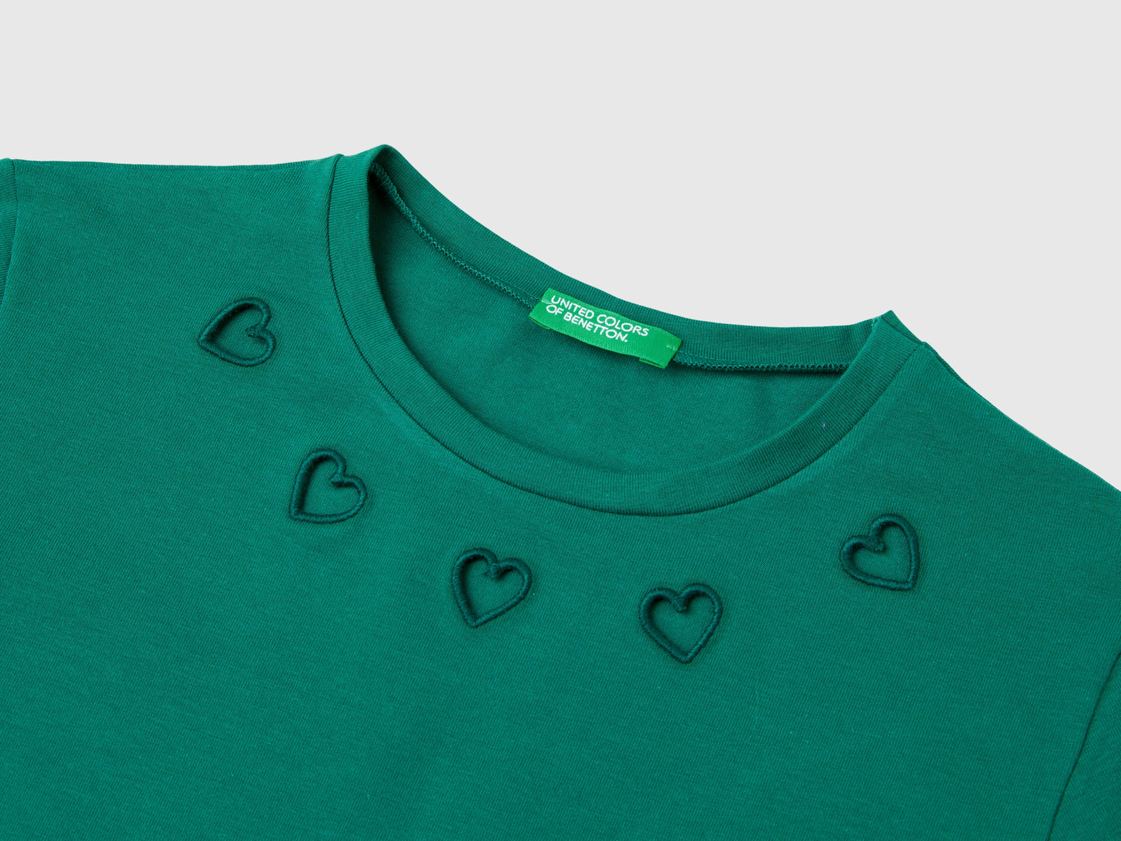 T-shirt con cuori cut out da bambina verde scuro 3 | Benetton Outlet