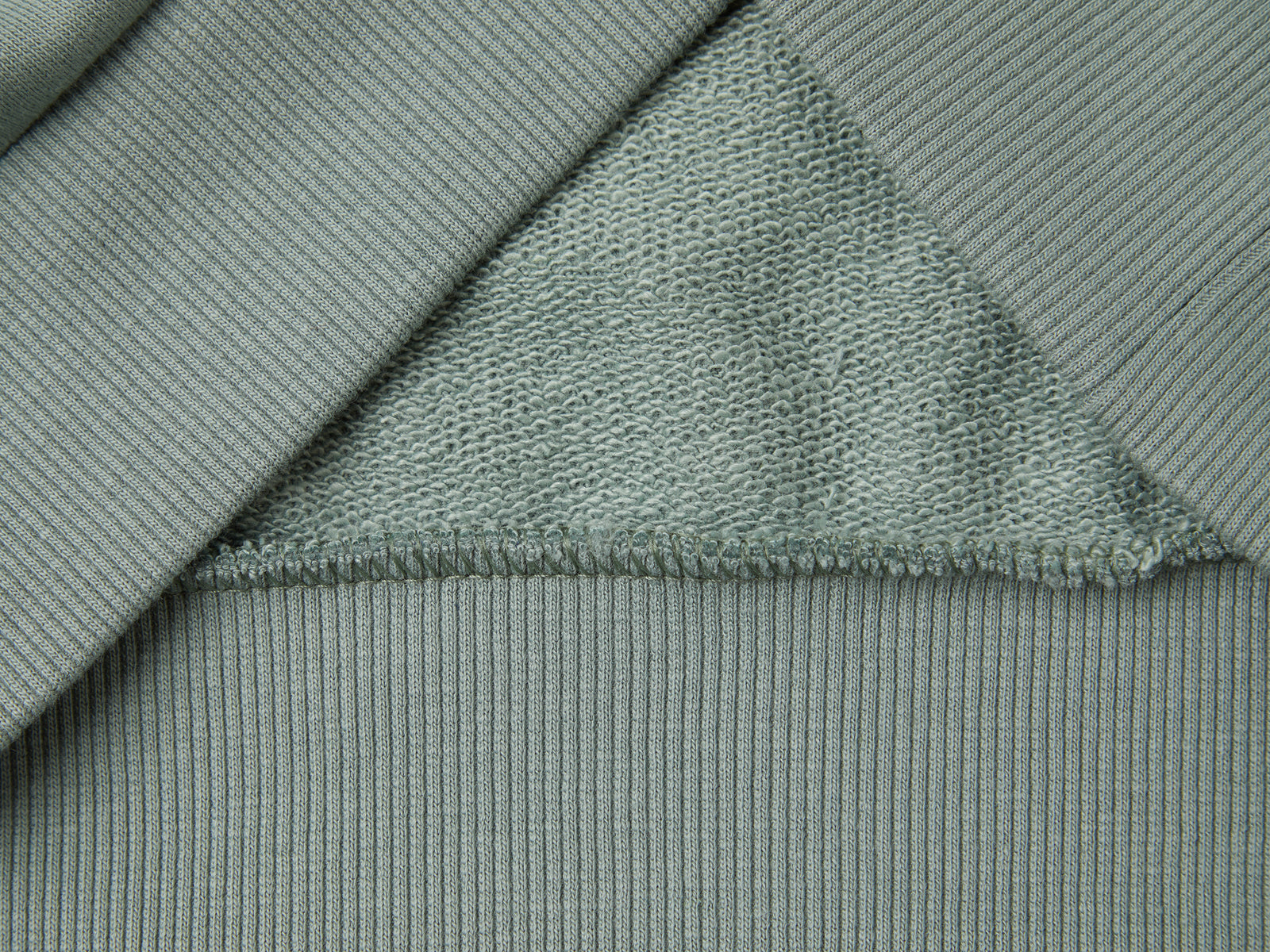 Felpa con cappuccio e stampa da bambino verde chiaro 3 | Benetton Outlet