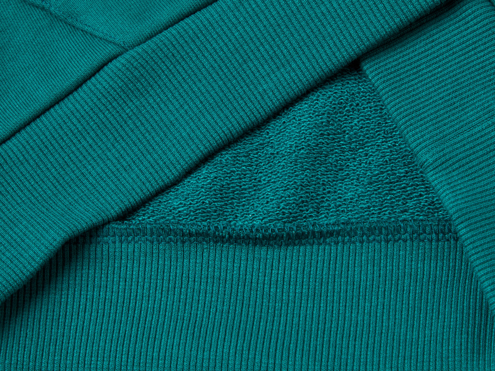 Felpa con cappuccio e stampa da bimbo verde scuro 3 | Benetton Outlet