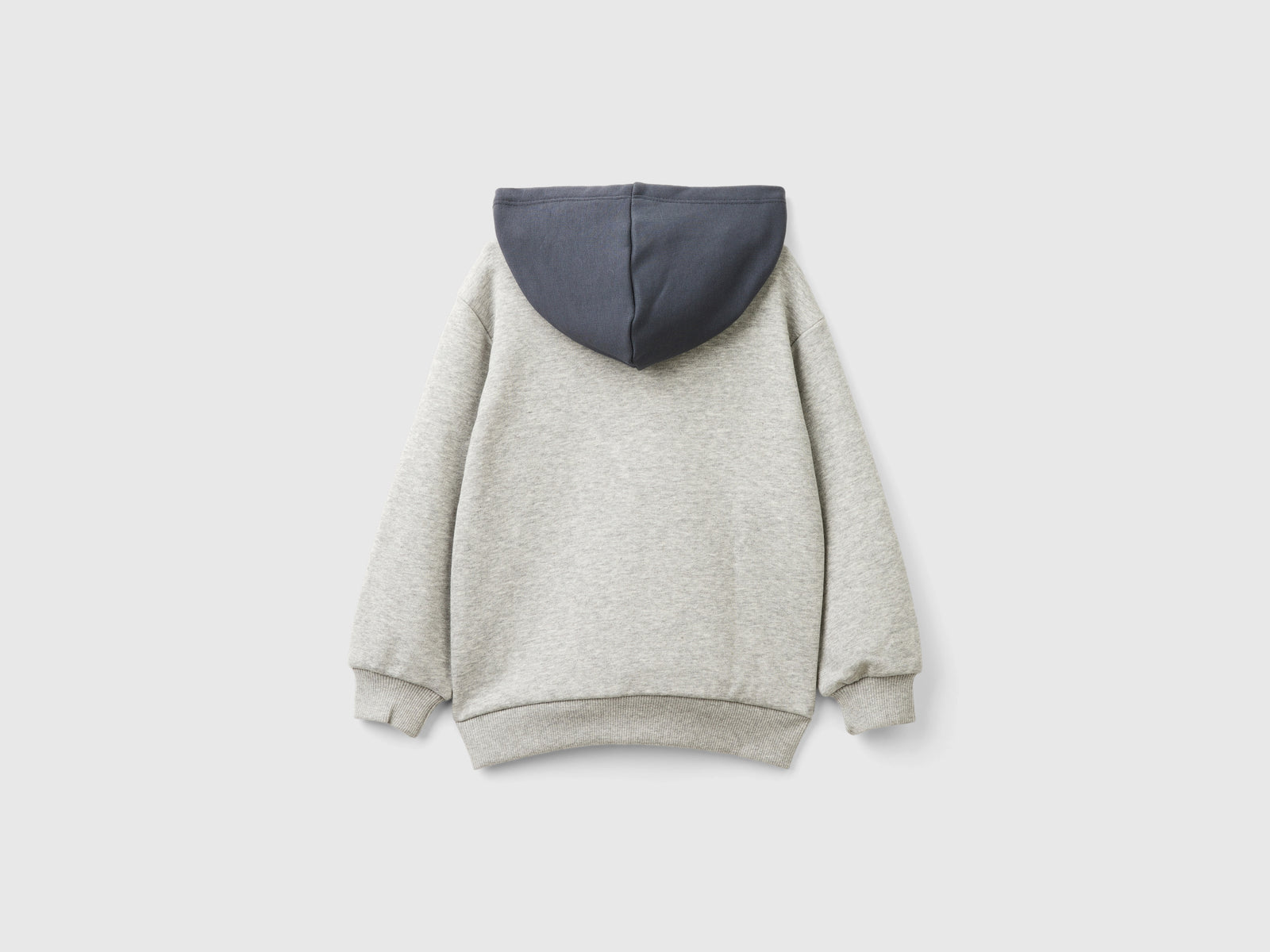 Felpa con cappuccio e stampa da bimbo grigio chiaro 2 | Benetton Outlet