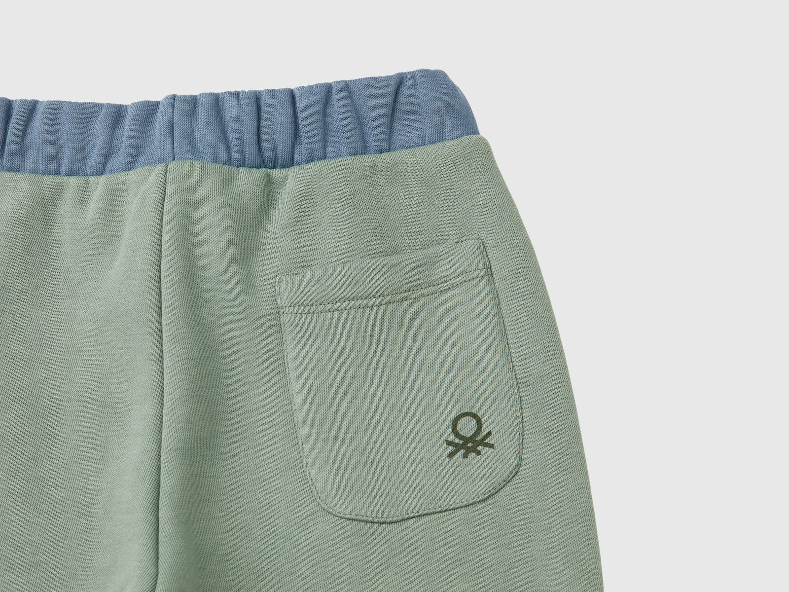 Joggers con coulisse da bimbo verde chiaro 3 | Benetton Outlet
