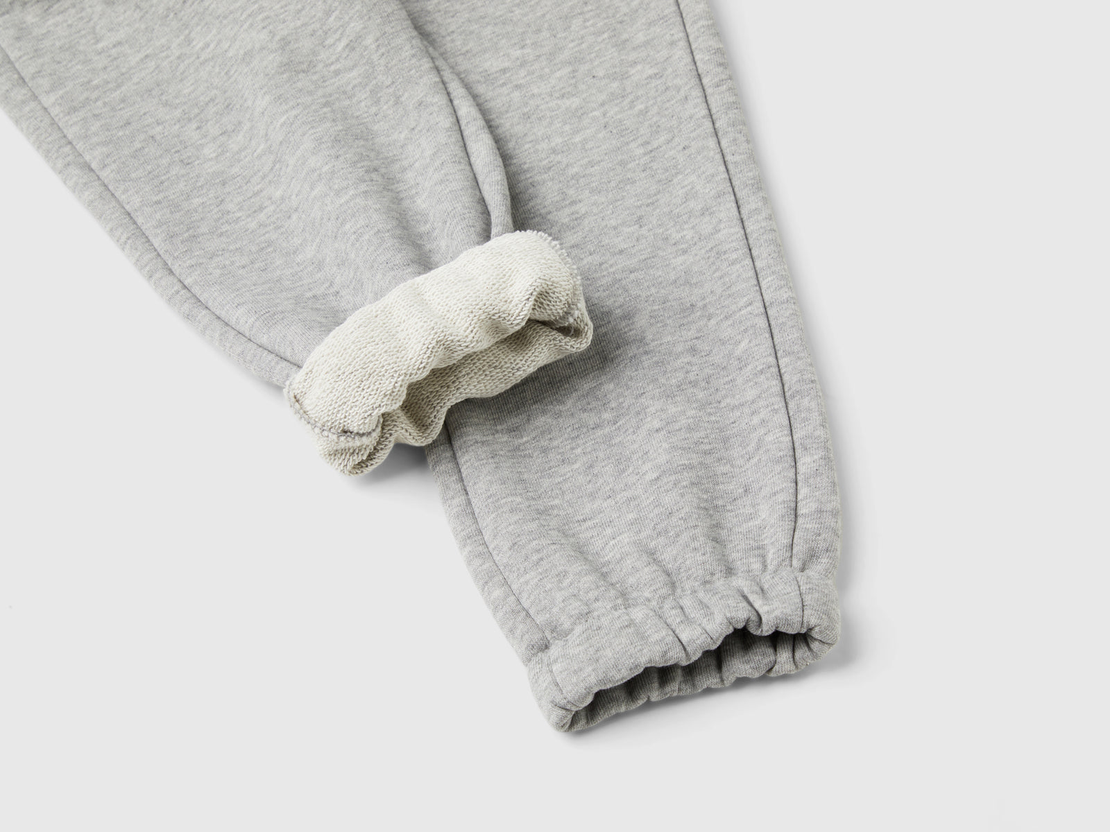 Joggers con coulisse da bimbo grigio chiaro 3 | Benetton Outlet