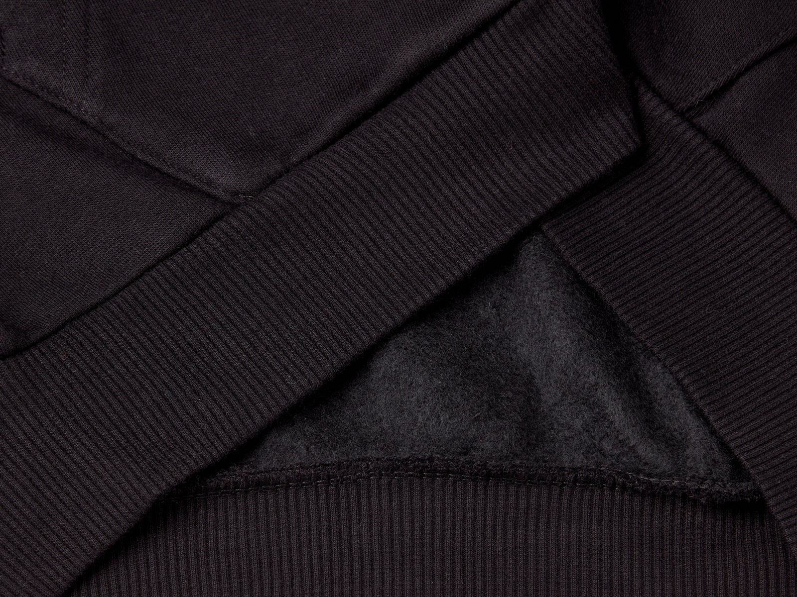 Felpa con zip e stampa spessorata da bambino nero 3 | Benetton Outlet