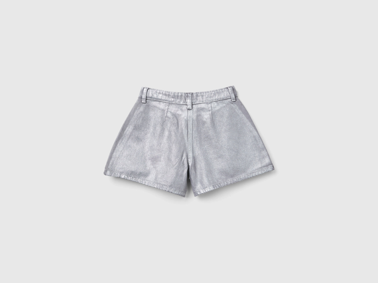 Shorts in jeans spalmato da bambina grigio 2 | Benetton Outlet