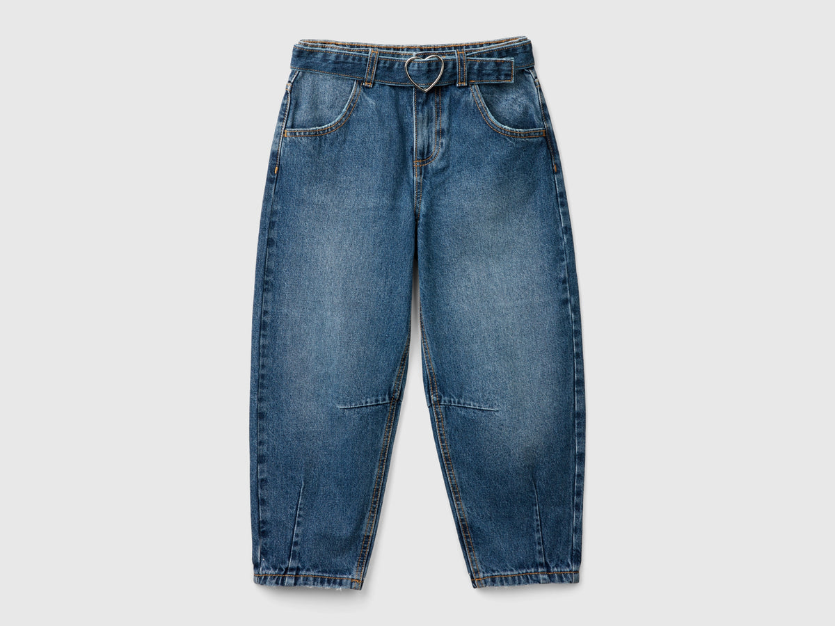 Slouchy fit jeans