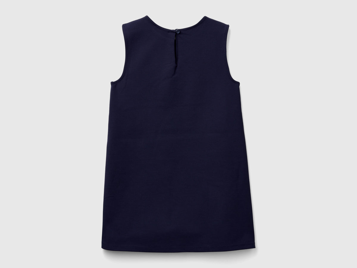 Vestito smanicato