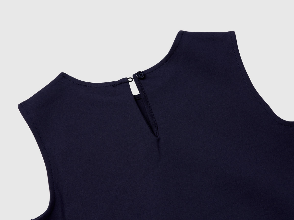 Vestito smanicato