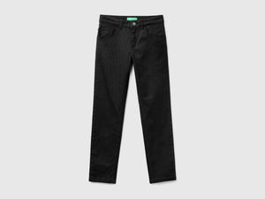 Pantaloni slim fit cinque tasche