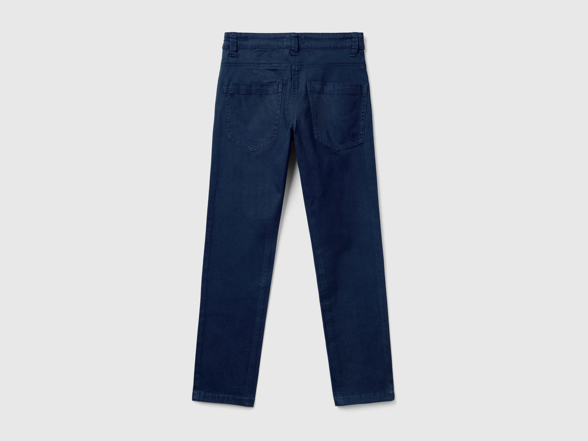 Pantaloni slim fit cinque tasche