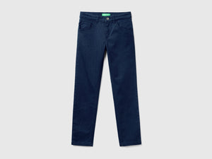 Pantaloni slim fit cinque tasche