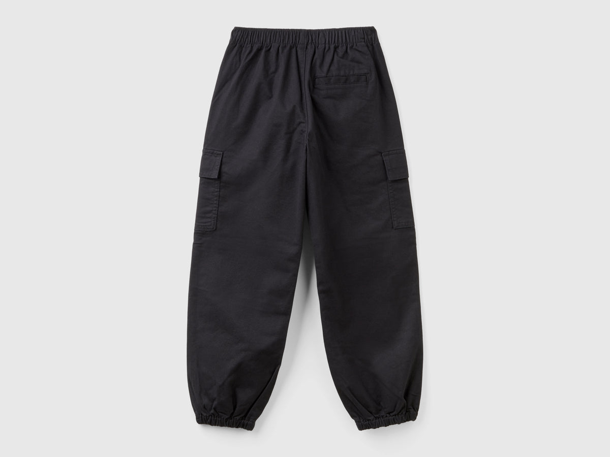 Pantaloni cargo in cotone stretch