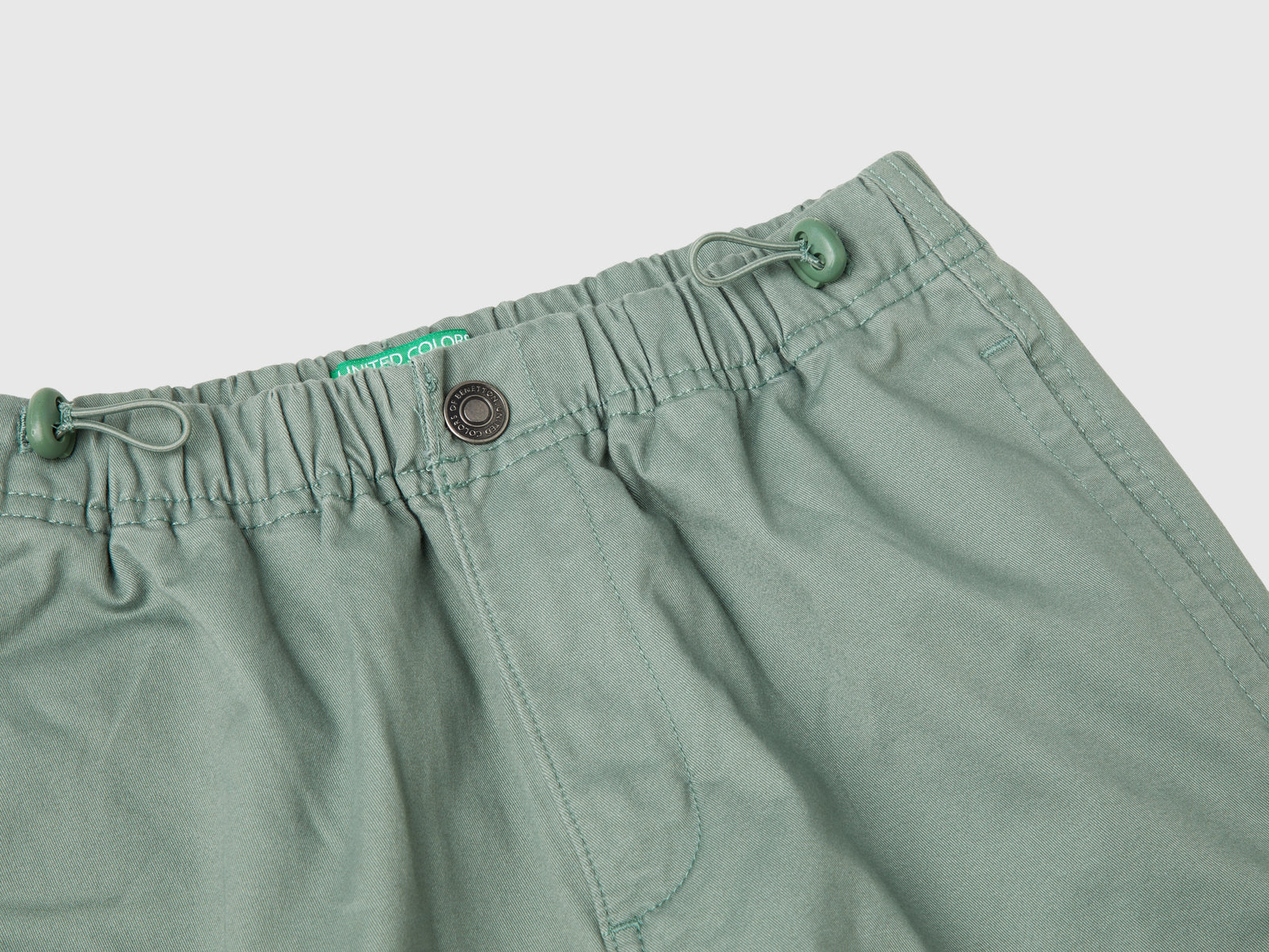 Pantaloni parachute in cotone stretch da bambino verde chiaro 3 | Benetton Outlet