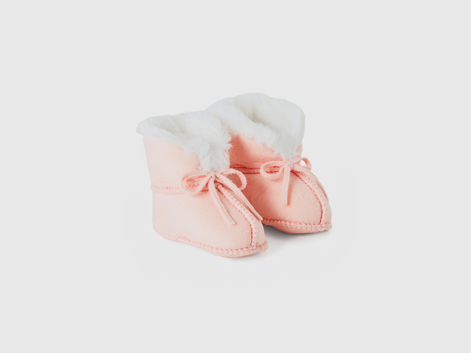 Suede-effect shoes da neonato rosa tenue 3 | Benetton Outlet