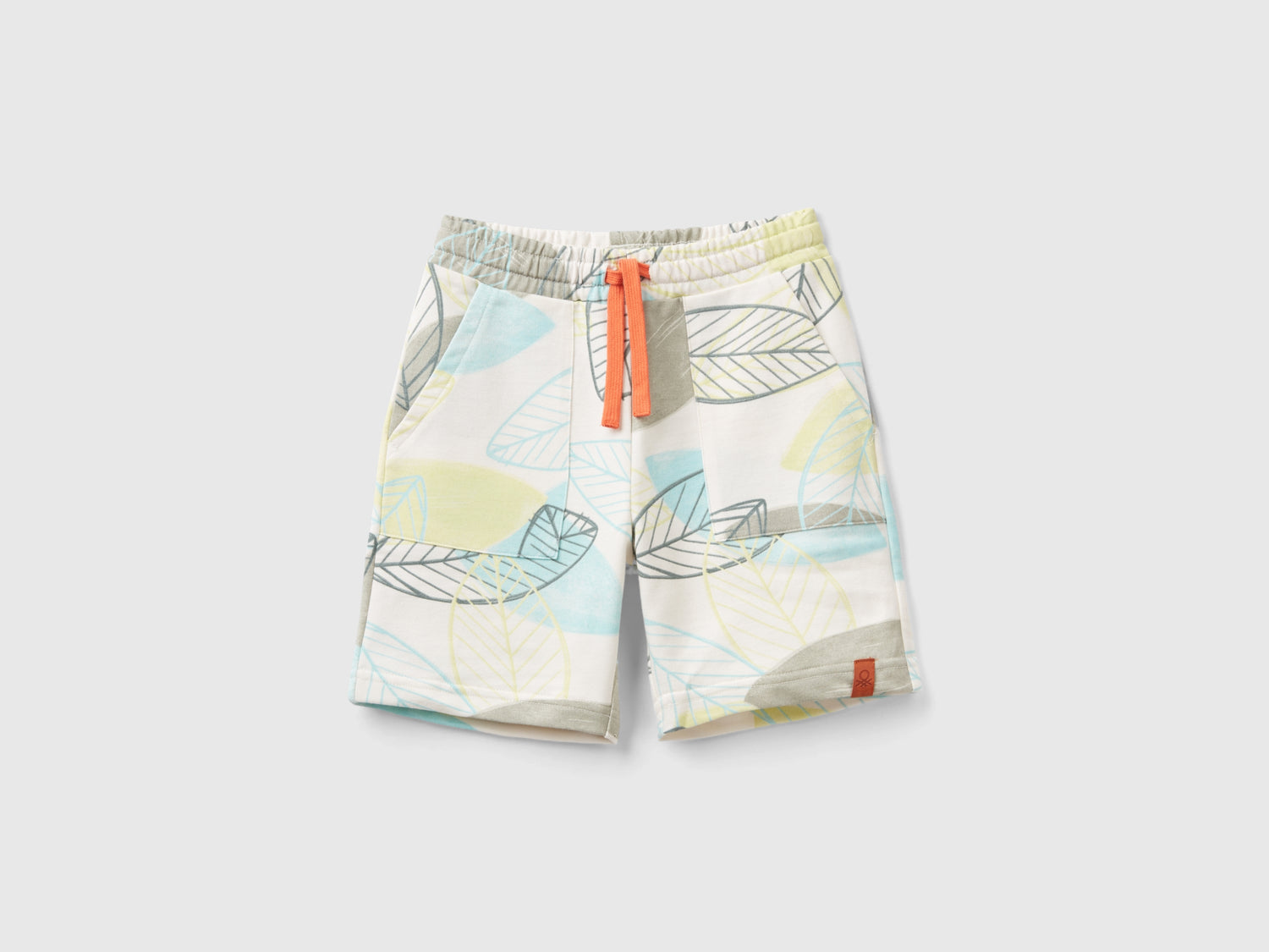 Shorts con stampa foglie da bimbo bianco panna | Benetton Outlet