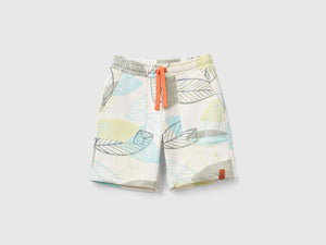 Shorts con stampa foglie