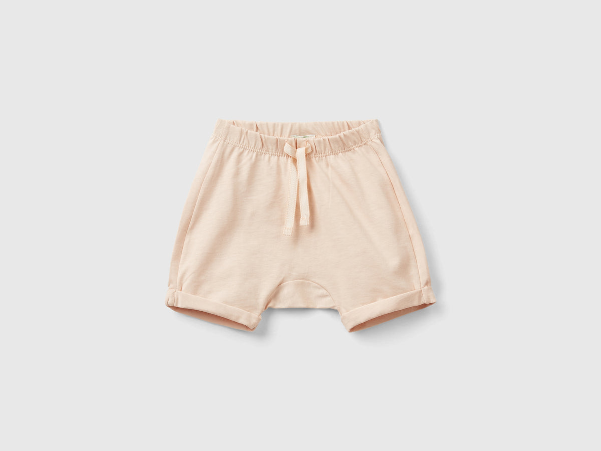 Shorts con patch sul retro