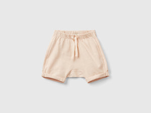 Shorts con patch sul retro