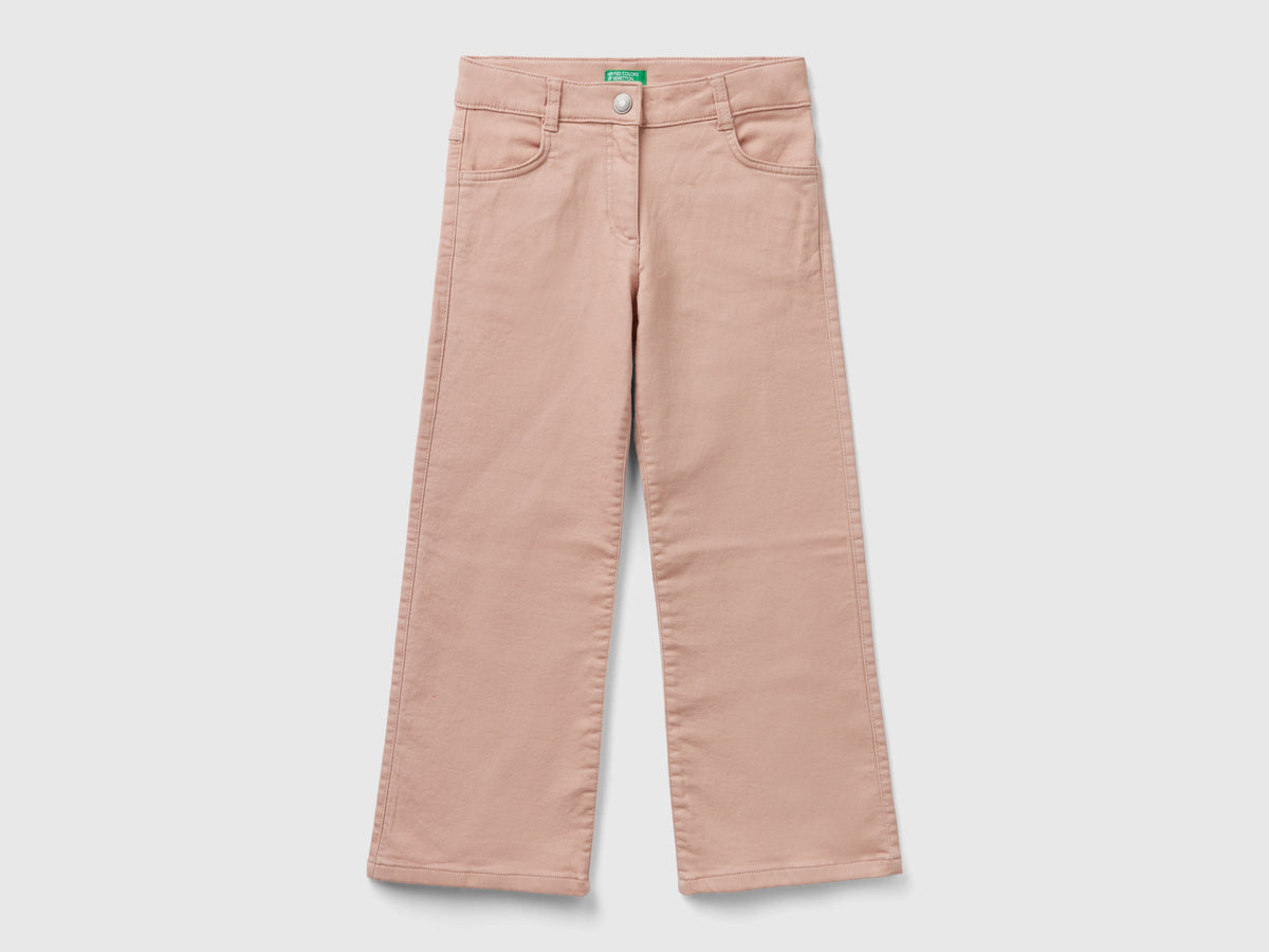 Pantalones acampanados elásticos