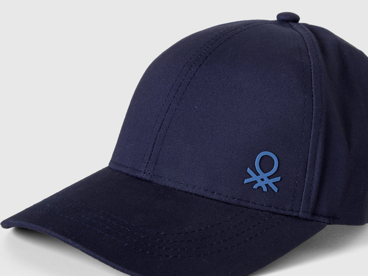 Cappellino con visiera