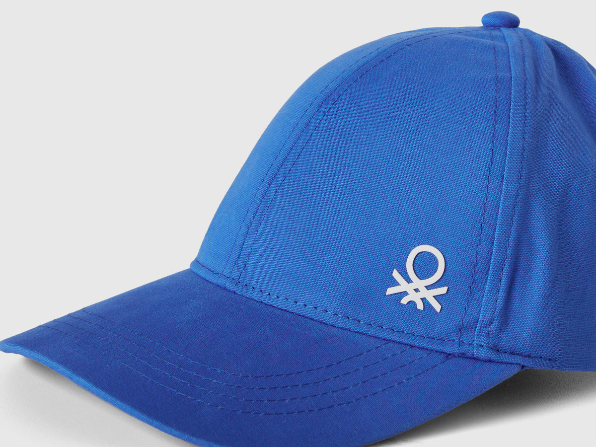 Cappellino con visiera