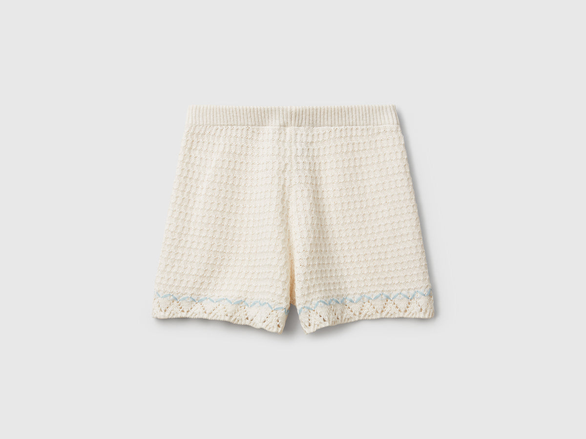 Shorts effetto crochet