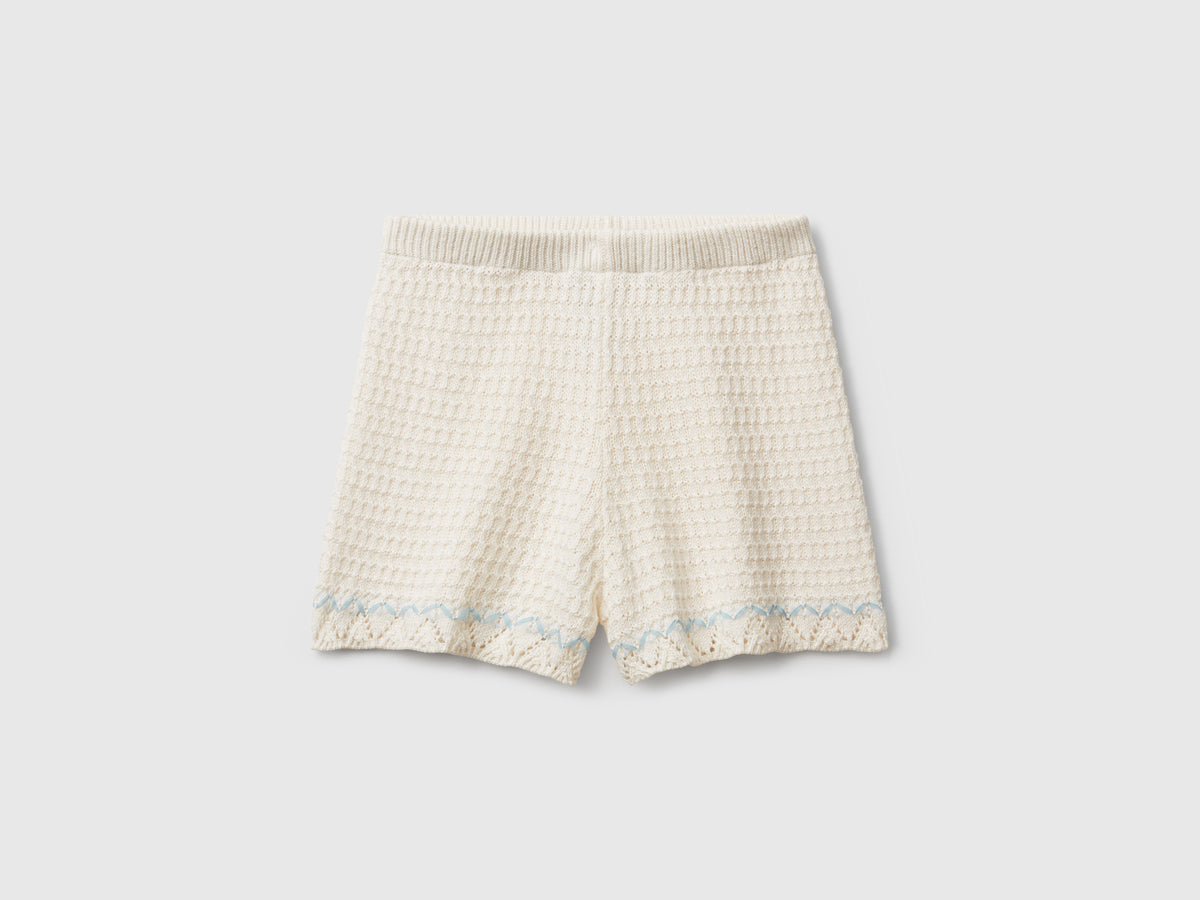 Shorts effetto crochet