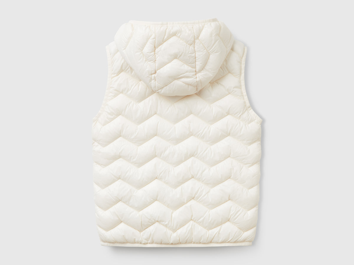 Gilet imbottito con cappuccio
