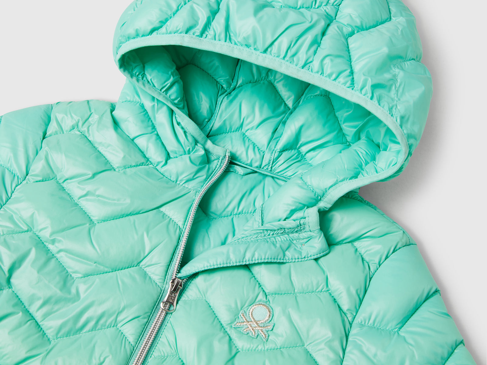 Giubbino imbottito con cappuccio da bambina verde acqua 3 | Benetton Outlet