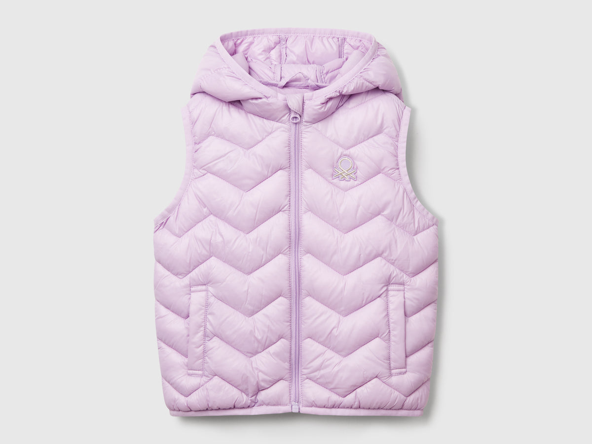 Gilet imbottito con cappuccio