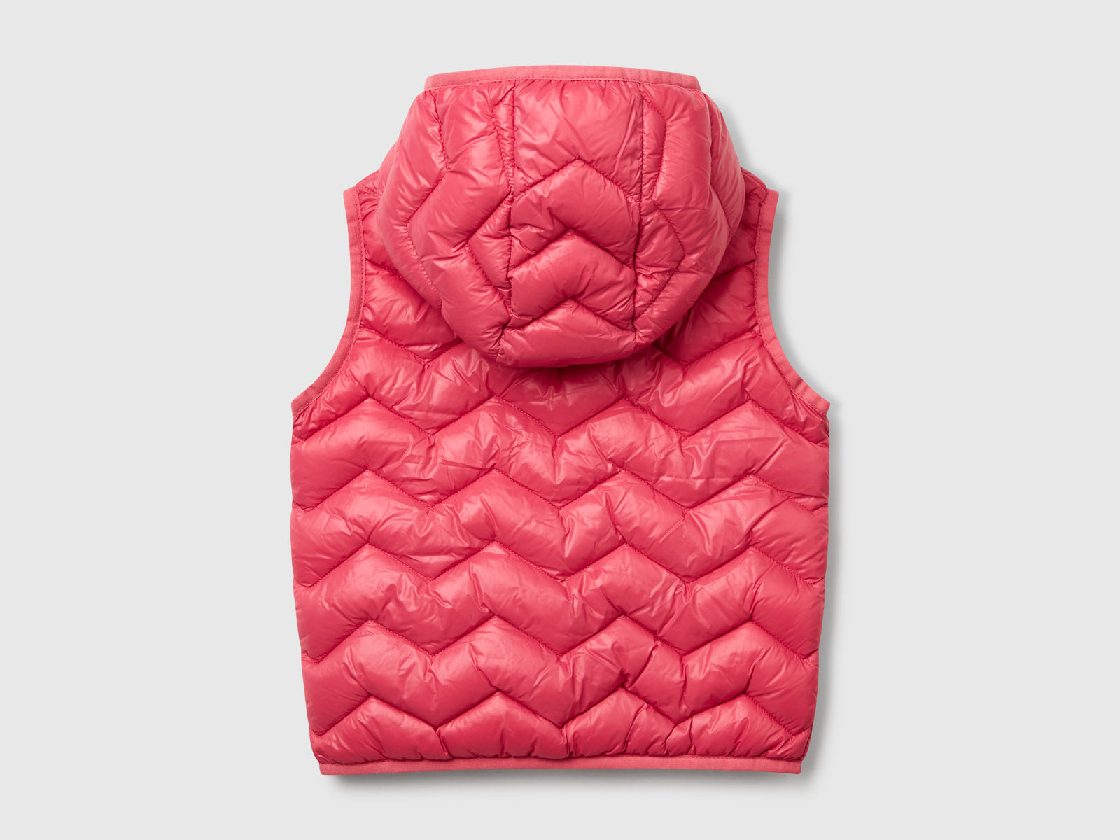Gilet imbottito con cappuccio da bimba salmone 2 | Benetton Outlet